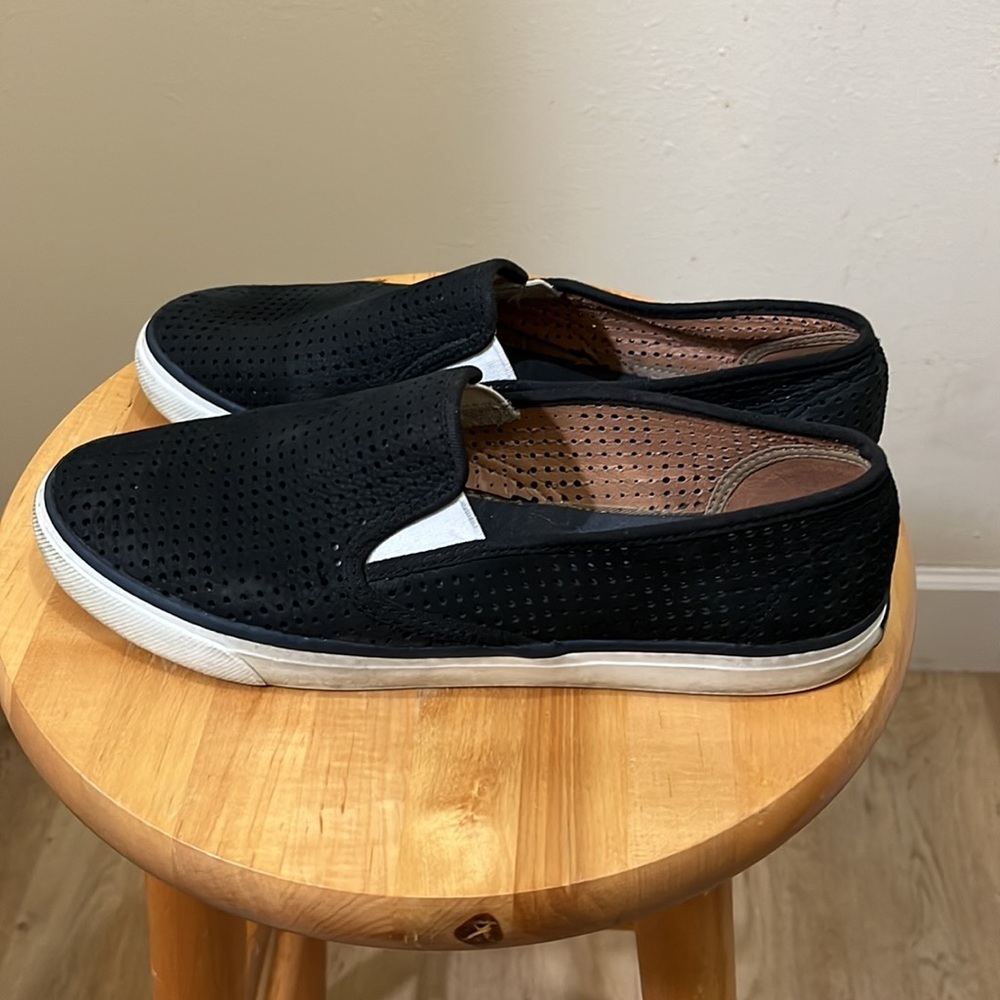 Sperry women’s black leather open weave top-sliders. Size 9.5 M - Picture 2 of 6